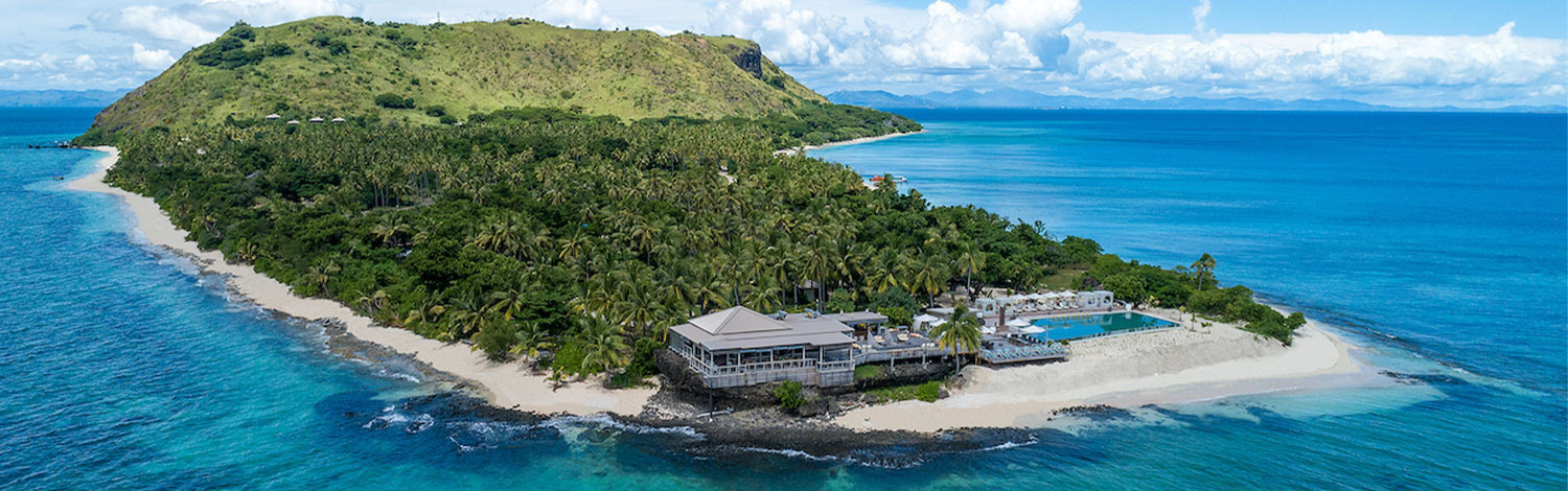 VOMO Rocks Bar - Adults Only Area on Vomo Island Fiji
